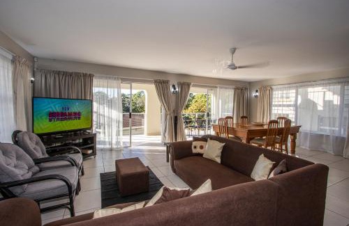 Shelly Beach Apartment | Azriel 4