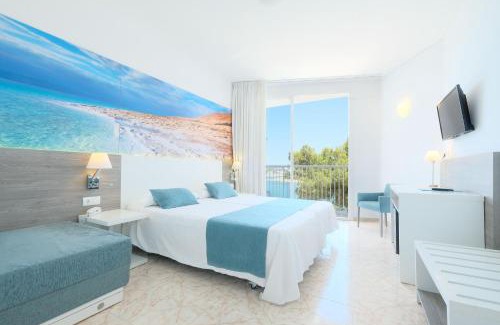 San Antonio Bay Hotel | azuLine Hoteles Mar Amantis & II