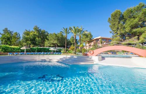 San Antonio Bay Hotel | azuLine Hoteles Mar Amantis & II
