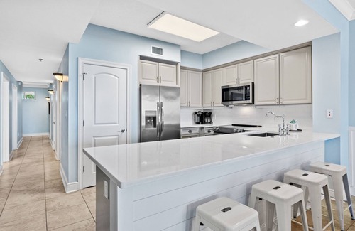 Fort Walton Beach - Destin Condo | Azure 212 ~ Oceanfront 4BR/3BA Condo ~ Sleeps 10 ~ Amazing Views!