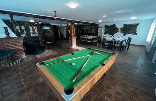 Sinca Veche Cabin | Bârlogul Urșilor