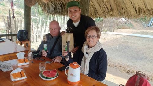 Bac Ha Hotel | Bình Bản Liền Homestay - Vang A Binh