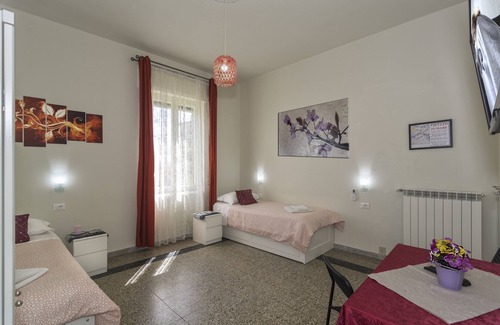 Pisa House | B&B Aliante & 2 Quadruple rooms Pisa-Tuscany