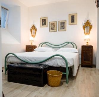 Cisano sul Neva Bed & Breakfast | B&B Casa Rosso-le cantine