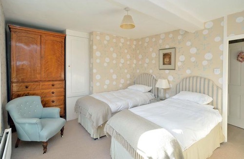 Mere Bed & Breakfast | B&B Castleton House