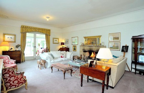 Mere Bed & Breakfast | B&B Castleton House