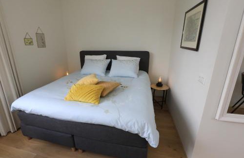 Amsterdam East Bed & Breakfast | B&B De Zwanebloem