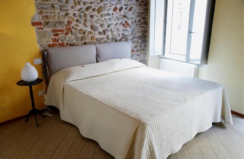 Citta Bassa Apartment | B&B Home Sweet Home