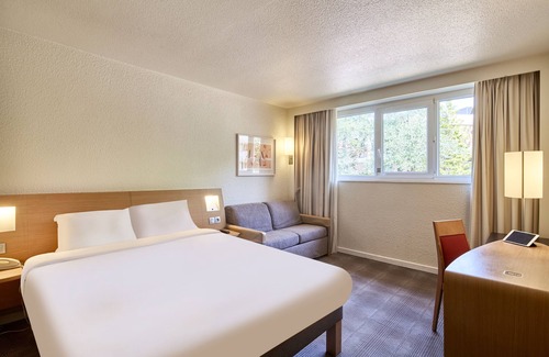 Cergy Hotel | B&B HOTEL Cergy Port
