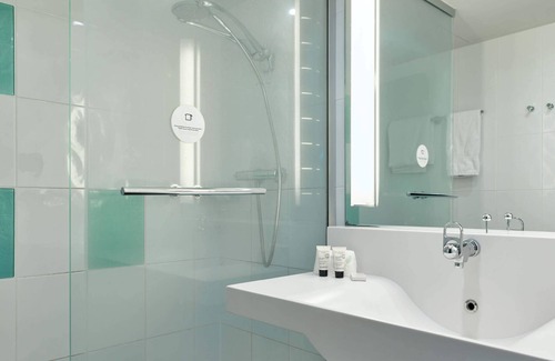 Cergy Hotel | B&B HOTEL Cergy Port