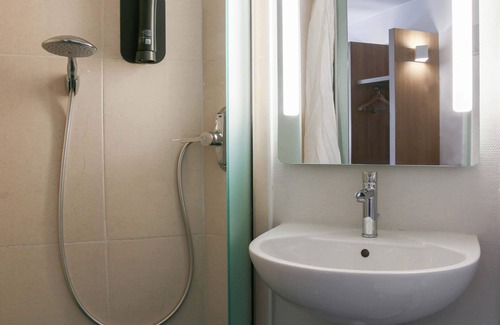 Roquebrune-sur-Argens Hotel | B&B HOTEL Fréjus Roquebrune-sur-Argens