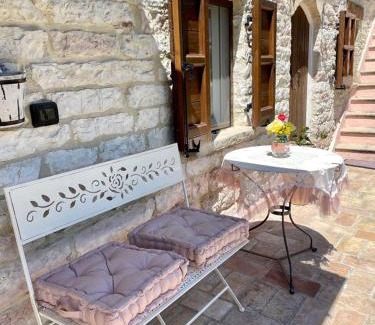 Serra Sant'Abbondio House | B&B Il Poggetto