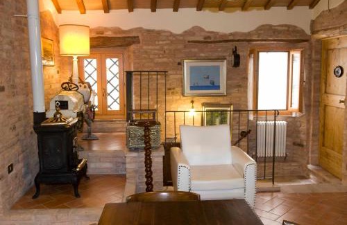 Montegiorgio House | B&B La Cappellania