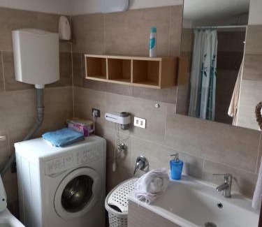 Livorno Ferraris House | B&B La Pace