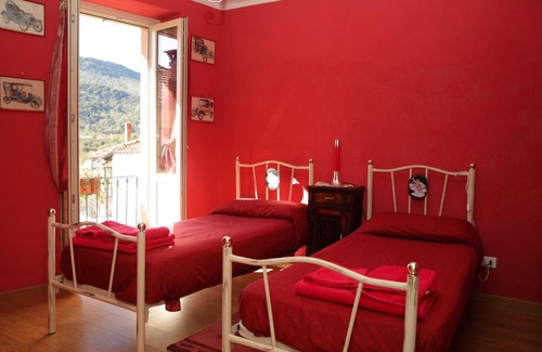 Roccasparvera Bed & Breakfast | B&B Pisolo e i Persi Pien