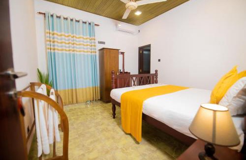 Kosgoda Bed & Breakfast | B&B Shenal Villa Kosgoda