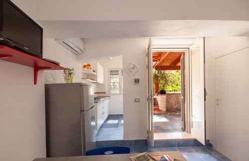 Mattinata House | B & B tordilupo celeste