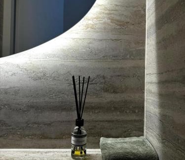 Amsterdam East Bed & Breakfast | B&B Urban Oasis with Free Parking