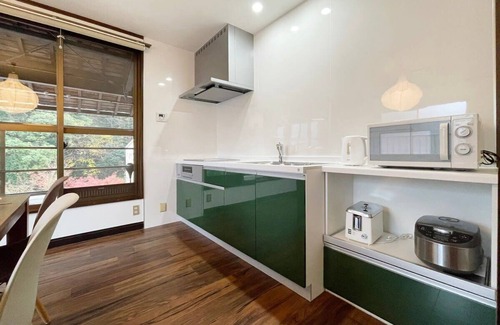 Hatsukaichi Apartment | b hotel KANIWASOU Minute walk from Miyajima Pier for 11ppl