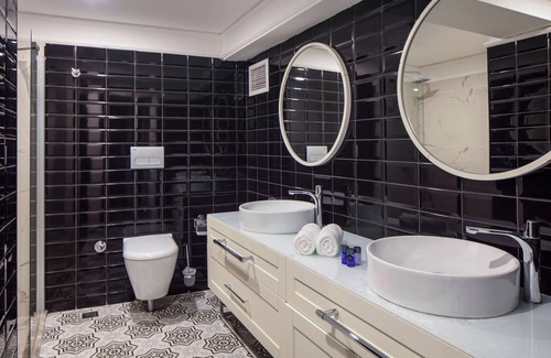 Old Town Hotel | B Loft Hotel Bursa