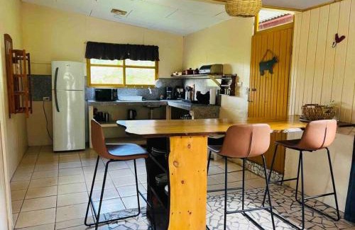 Santa Cruz de Turrialba Apartment | B&N Farm Stay Casita