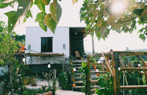 Huong Thuy Cabin | B tree Retreat homestay
