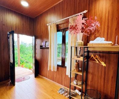 Huong Thuy Cabin | B tree Retreat homestay