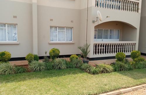 Lusaka Province Apartment | B01 Laxia Appartment