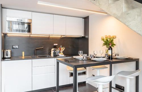 15th Arrondissement Apartment | B1 Loft Duplex 175Blo-Paris Convention