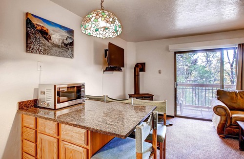 Yosemite West Condo | (B111) Studio Condominiums