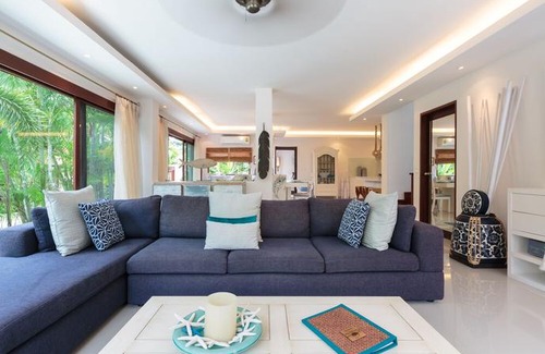 Hua Thanon Villa | Baan Fah Sai