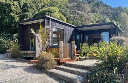 Marahau House | Bach 7 by The Sea - Spa Pool and Views