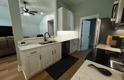 Bella Vista House | BACK 40 Hideaway- Direct access to SBAT/BACK40 Trail Systems.