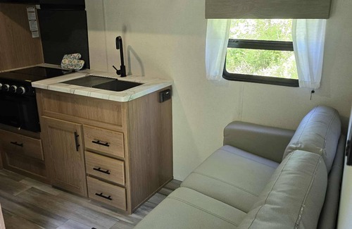 Carbon Hill RV Rental | Back road camper in New Straitsville on monday creek and by old mans cave.