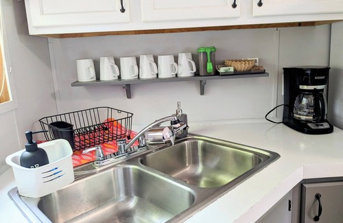 Dunbar House | Backroad Pines HideawaynYour ATV & Waterfall Adventure Basecamp!