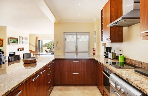 Camps Bay Apartment | Backup-Powered Spacious 300sqm Condo on Bakoven Beach with Private Outdoor Pool