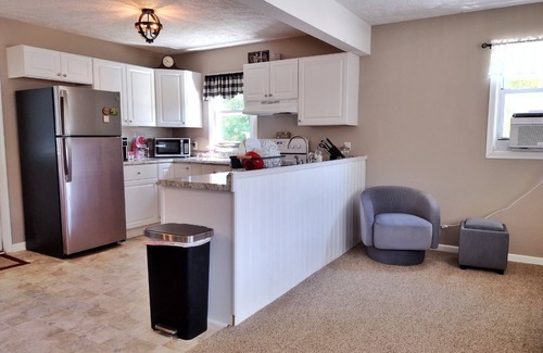 Ruffin House | Backwoods Guesthouse Near VIR and Hycolake