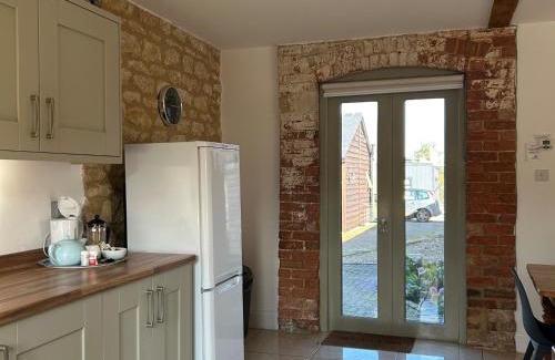 Towcester House | Badgers Sett at Tove Valley Cottages