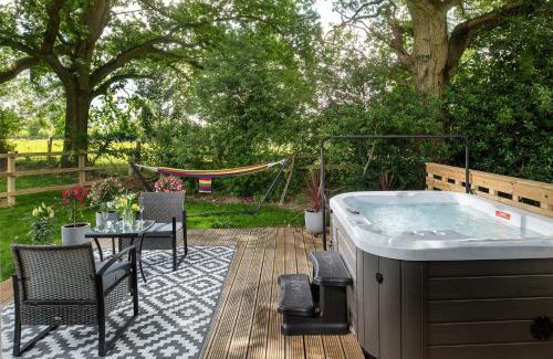 South Cerney House | Badgers Sett