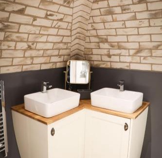 Rhayader House | Badgers View