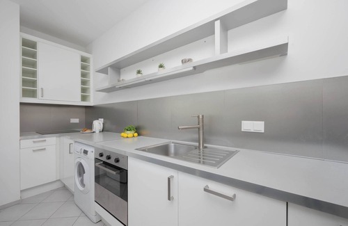 Srodmiescie Połnocne Apartment | Bagno 2 Warsaw | Spacious and Bright Apartment | Parking | Workspace | City Cent