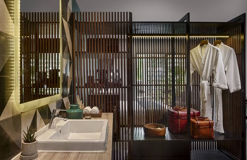 Chamkar Mon Hotel | Baitong Hotel & Resort