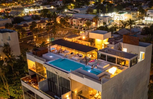 El Manglito Apartment | Baja Dreamscape | Pool & Jacuzzi on rooftop | View