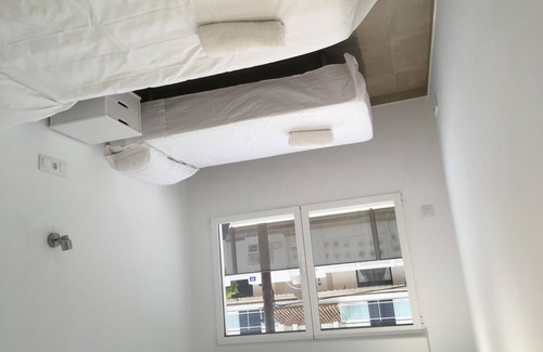 Molinell Apartment | Bajo con jardín B2 - Three Bedroom Apartment, Sleeps 6
