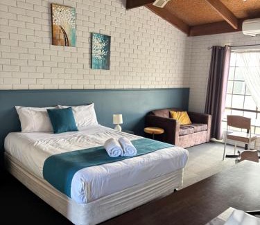 Tocumwal Hotel | Bakery Park Motor Inn