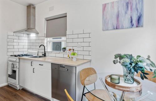 Windsor Apartment | Balaclava Urban Retreat