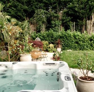 West Kingsdown House | Balancyoga Guesthouse