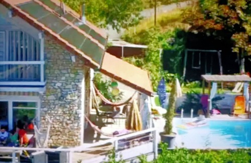 Pugny-Chatenod House | Balcon de Pugny