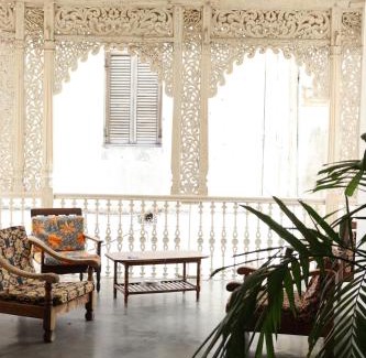 Stone Town Bed & Breakfast | Balcony House