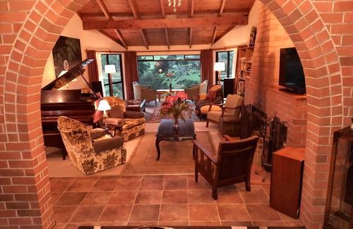 Paihia Bed & Breakfast | Balcony river views and great value